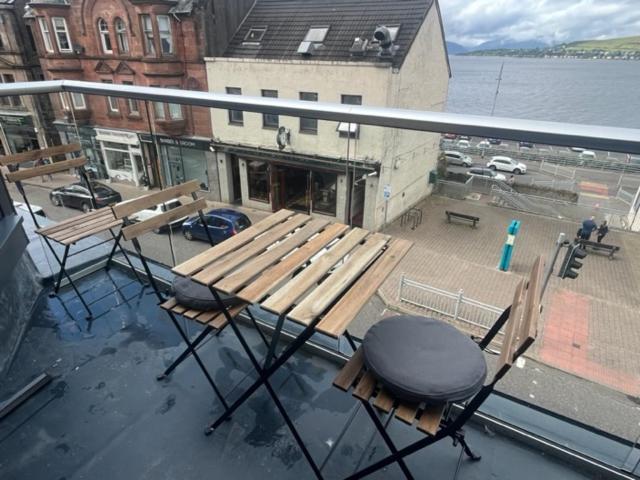 Crow'S Nest, Waverley Apartments Gourock Exterior photo